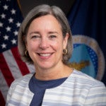Stacy Dean headshot