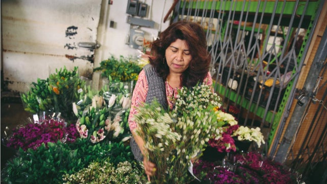 Photo of Rosa Funes, Paradise Flowers & Gifts, Redwood City, California.